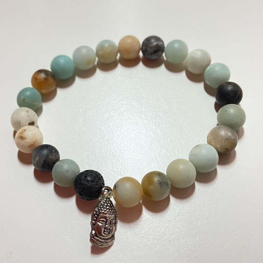 *NWOT* Blue Matte Polished Stone Bead Buddha Charm Bracelet